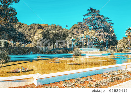 Pond and the inscription Beverly Hills in the 65626415