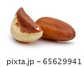 Brazil nuts isolated on white 65629941