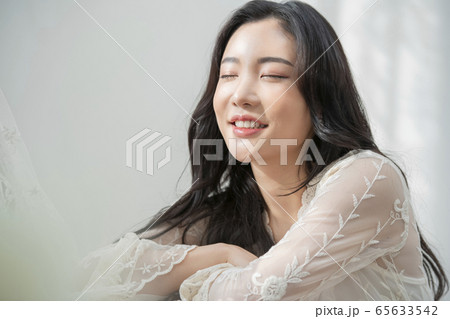 女性 女 女の子 65633542