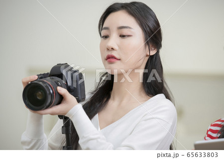 女性 女 女の子 65633803