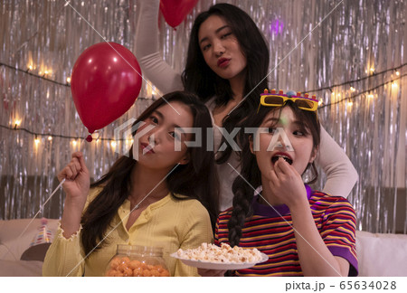 女性 女 女の子 65634028