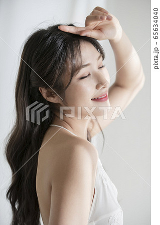 ポートレート 女性 女 65634040