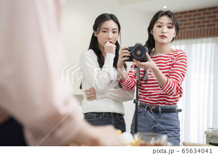 女性 女 女の子 65634041