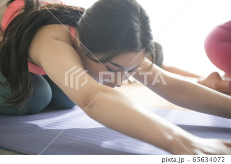 女性 女 女の子 65634072