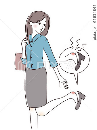 靴ズレ 靴ずれ 皮が破ける 女性 靴ズレ 靴ずれ 皮が破ける 女性 65634842