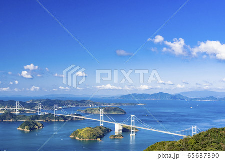 しまなみ海道の来島海峡大橋 しまなみ海道の来島海峡大橋 65637390