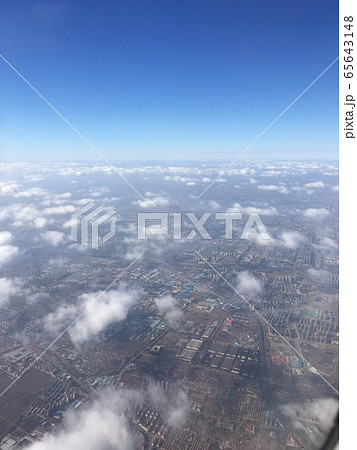 中国青島　飛行機の窓から 65643148