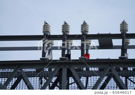 変電所6　「白・黒・赤＝単相3線式」 65646017