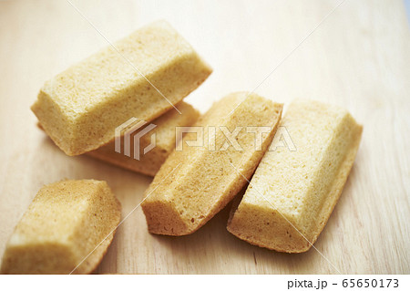 フィナンシェ 65650173