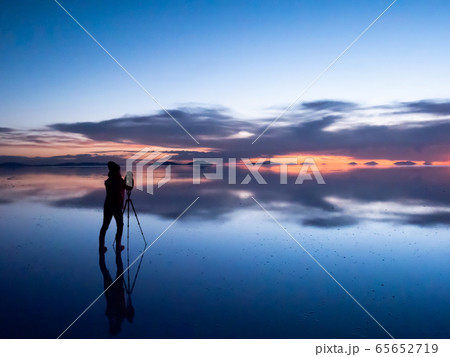 ウユニ塩湖 65652719