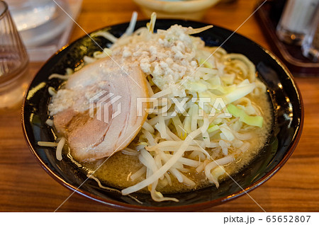 二郎系ラーメン 二郎系ラーメン 65652807