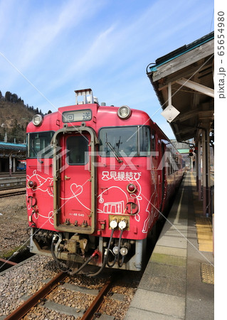新潟 魚沼 小出駅に停車中の列車 新潟 魚沼 小出駅に停車中の列車 65654980