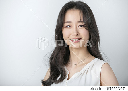 20代 女性 女 65655367