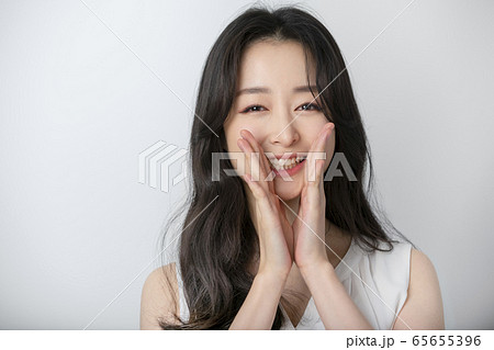 20代 女性 女 65655396