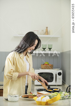 女性 女 女の子 65655435