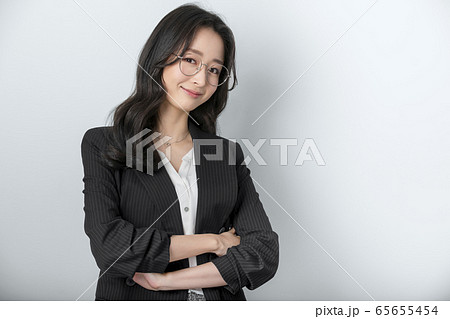 女性 女 女の子 65655454