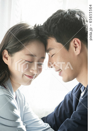 新婚 夫婦 カップル 65655564