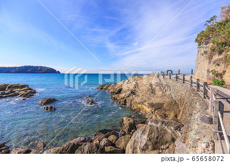 海　岩　空　南房総市富浦町の海岸 65658072