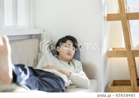 Single life concept, young cheerful Asian man's daily life 326 65658485