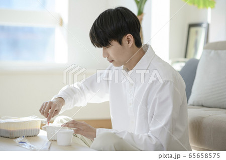 Single life concept, young cheerful Asian man's daily life 140 65658575