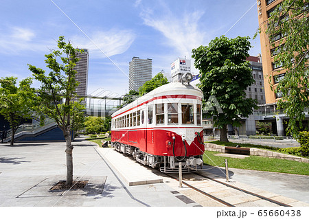岐阜駅北口駅前広場 名鉄モ510形（丸窓電車）モ513号の展示 65660438