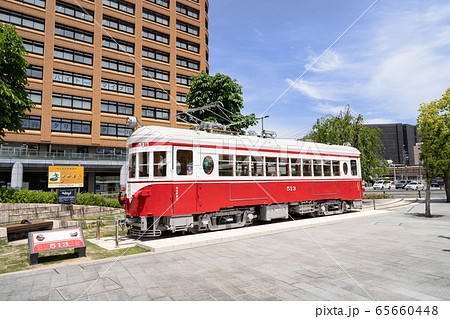 岐阜駅北口駅前広場 名鉄モ510形（丸窓電車）モ513号の展示 65660448