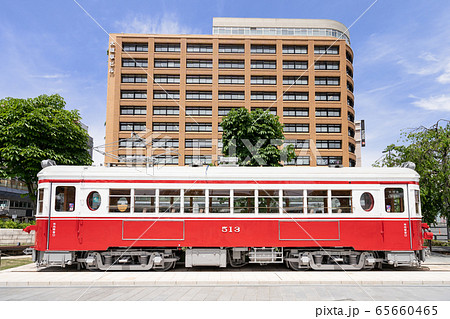 岐阜駅北口駅前広場 名鉄モ510形（丸窓電車）モ513号の展示 65660465