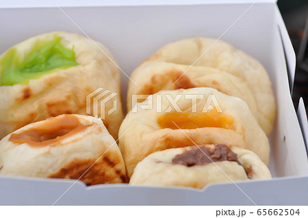 bun, bread or butter bread bun, bread or butter bread 65662504