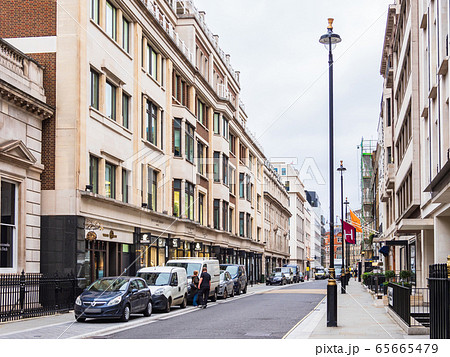 ロンドンの街角　サヴィル・ロウ 65665479