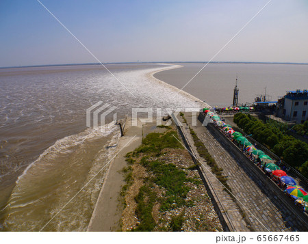 杭州 銭塘江の大逆流 杭州 銭塘江の大逆流 65667465