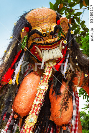 Ogoh statues Ngrupuk parade, Baliの写真素材 [   PIXTA