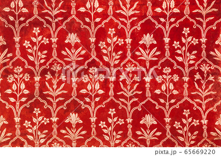 Taj Mahal geometric pattern background 65669220