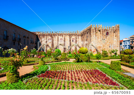 Santa Barbara Garden, Archbishop Palace, Braga 65670093