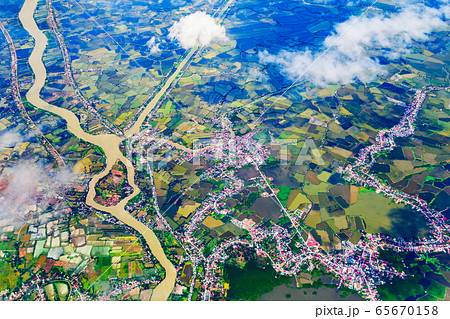 Manila suburb with small houses, Philippines Manila suburb with small houses, Philippines 65670158