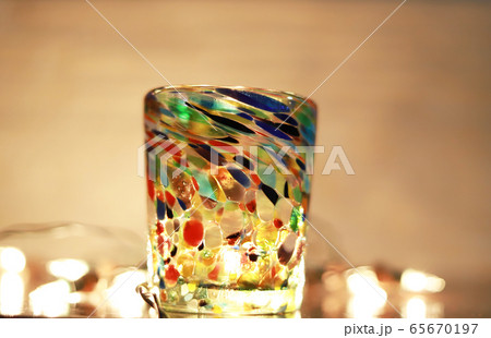 虹色タンブラー／ライトアップ 65670197