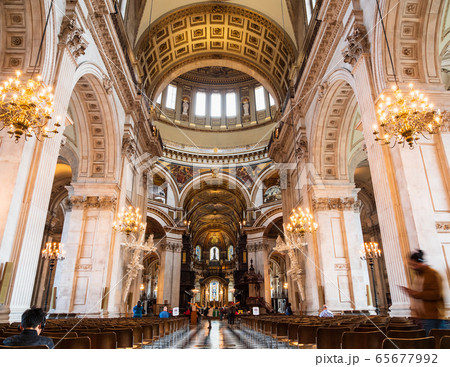 ロンドン　セント・ポール大聖堂 65677992