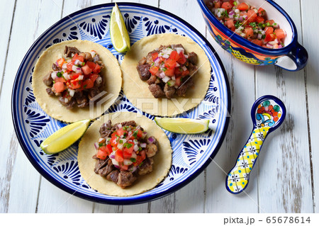 タコス　Tacos 65678614