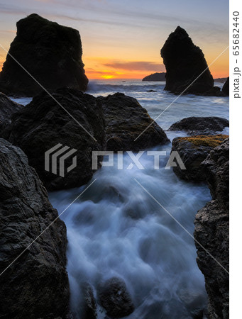 Sunset at a Rocky Beach, Northern California Coast 65682440