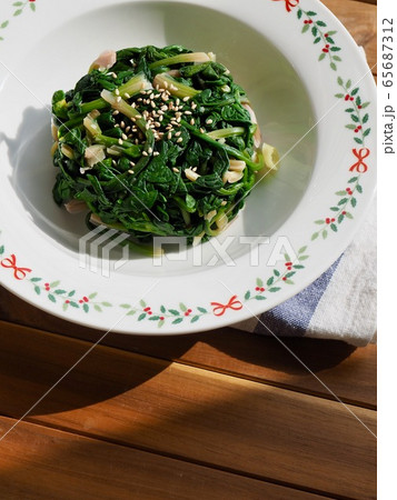 おかず 韓国 ほうれん草 65687312