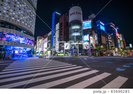 《東京都》人の消えた銀座・自粛ムードの東京 《東京都》人の消えた銀座・自粛ムードの東京 65690285