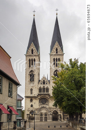 Cathedral of St. Sephan, Halberstadt, Germany Cathedral of St. Sephan, Halberstadt, Germany 65694673
