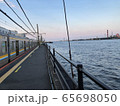 海芝浦の夕暮れ 65698050