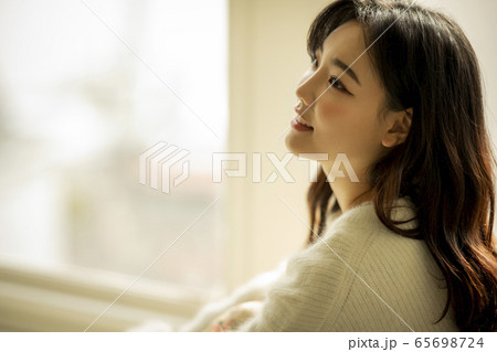 女性 女 女の子 65698724