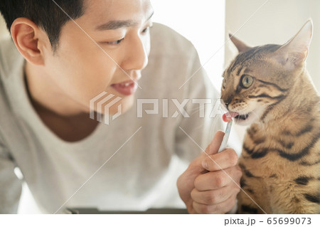 男 男性 男の子 65699073