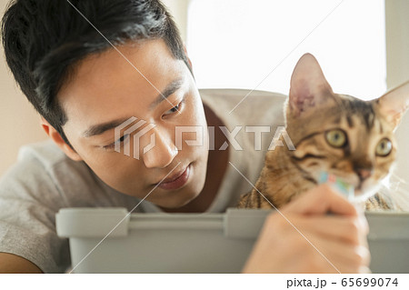 男 男性 男の子 65699074