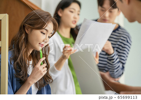 女性 女 女の子 65699113