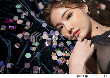 人物 女性 女 65699213