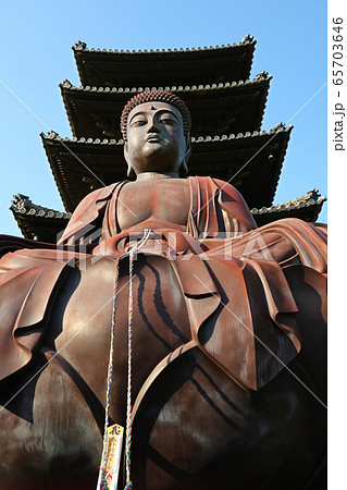 愛知県　名古屋市　興正寺 65703646