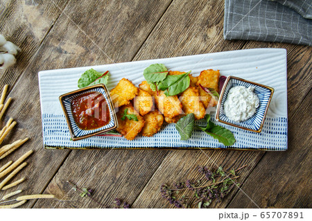 Appetizer snacks deep fried chicken nuggets 65707891