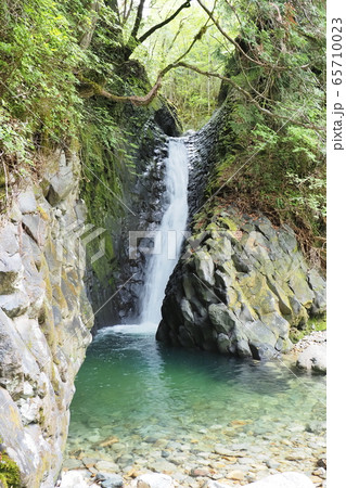 小坂の滝めぐり あかがねとよ 小坂の滝めぐり あかがねとよ 65710023